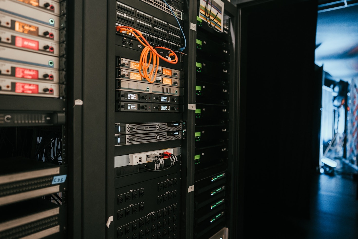 Effizienzsteigerung durch professionelles ASIC Server Housing